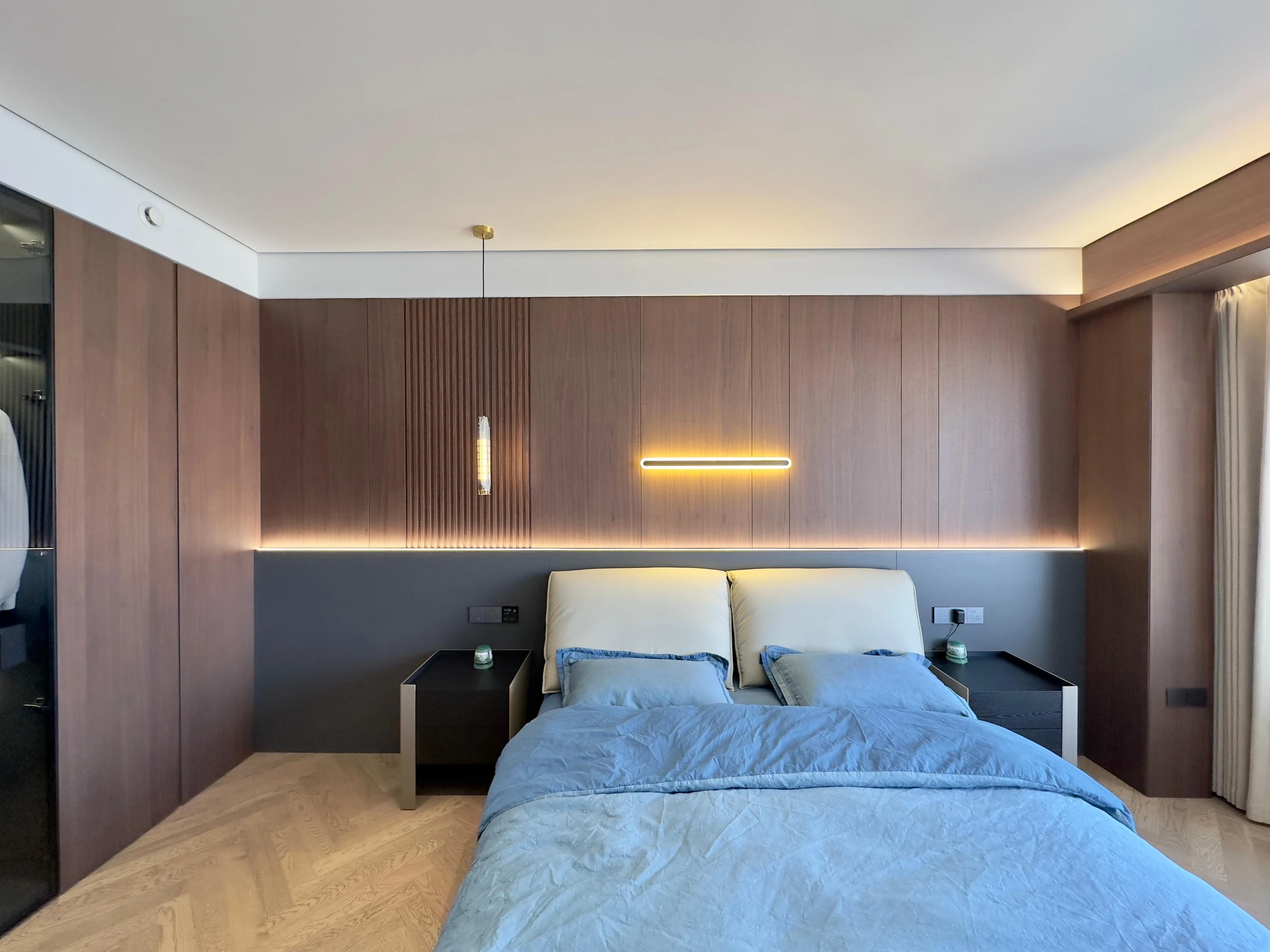 Installed bedroom joinery reference relevant to repeatable hospitality room packages