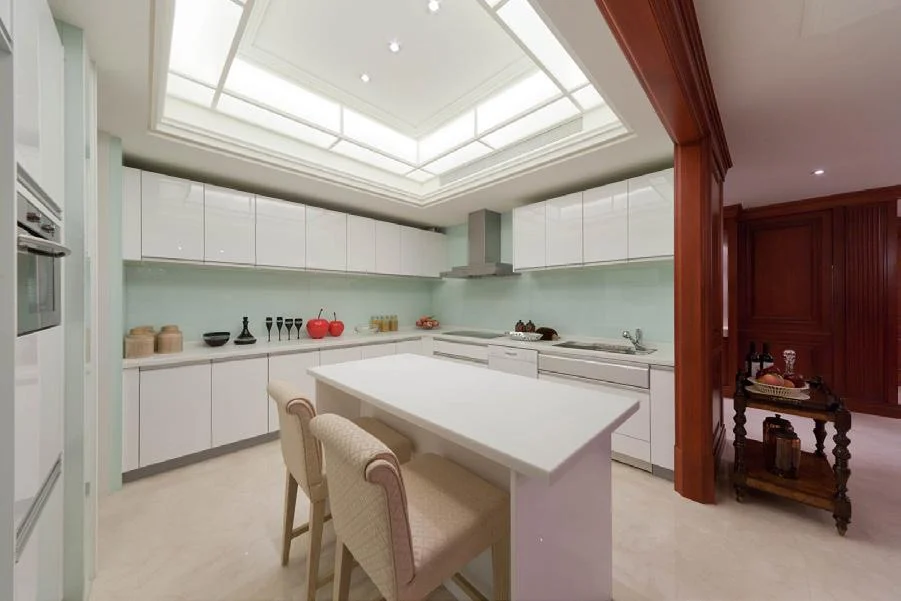 Local assembly of ready-to-assemble kitchen cabinets