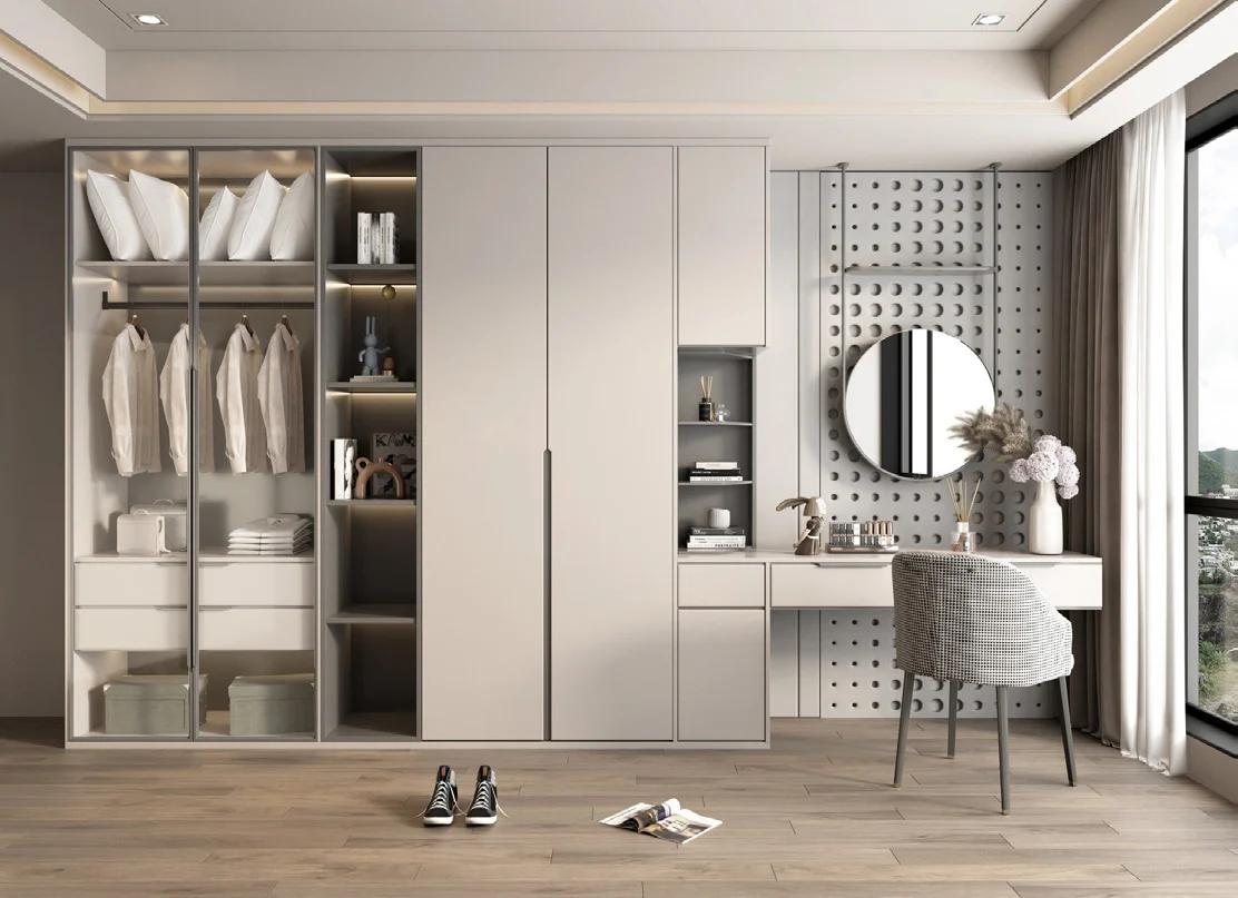 Built-in wardrobe ending at a wall with a controlled filler
